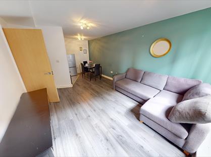 2 Bed Flat, Back Colquitt Street, L1