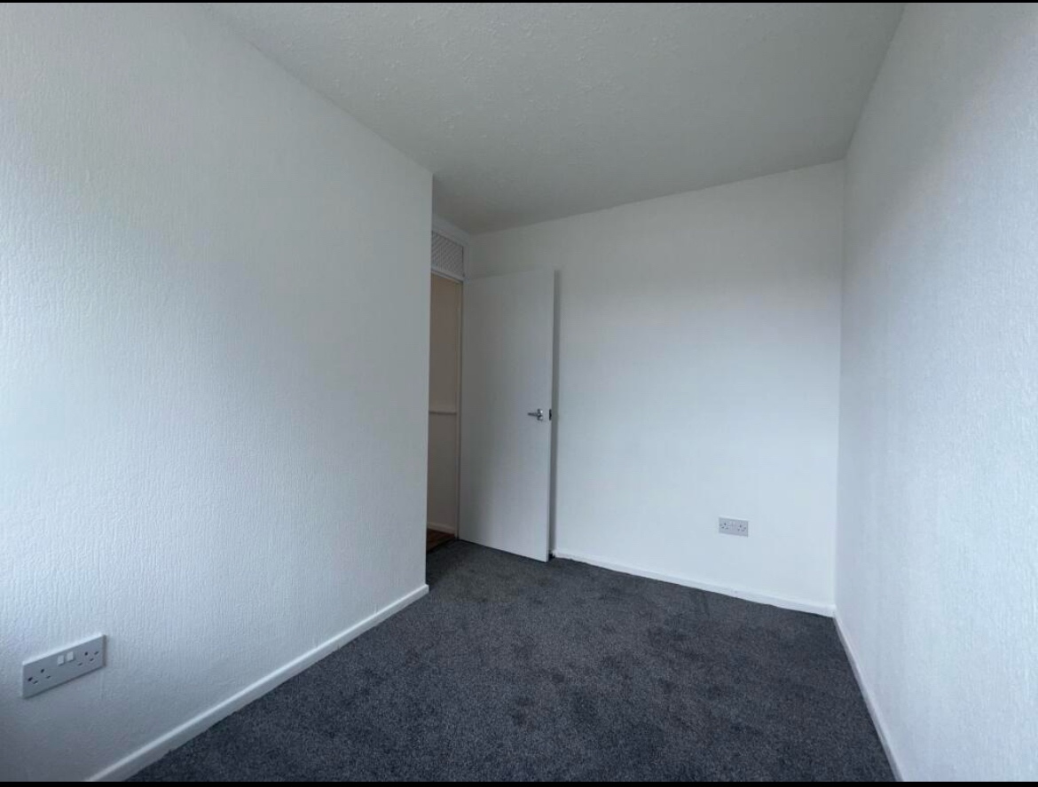 Birmingham 3 Bed Terraced House, Nutfield Walk, B32 To Rent Now for