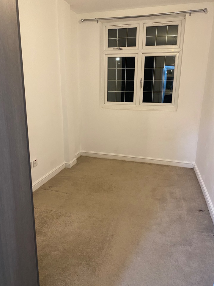 Ilford 2 Bed Flat, Gants Hill, IG1 To Rent Now for £1,550.00 p/m