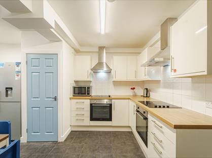 Room in a Shared House, Charter Avenue, CV4