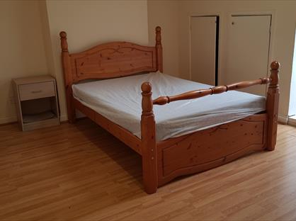 Room in a Shared Flat, Lower Broughton Road, M7