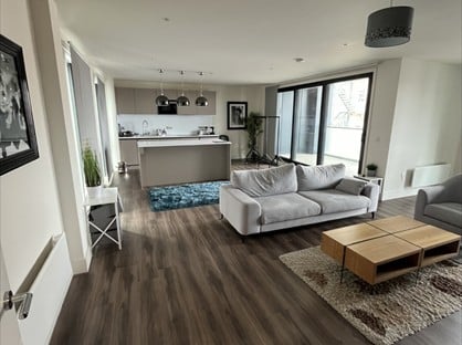 2 Bed Flat, Lightwell, B3