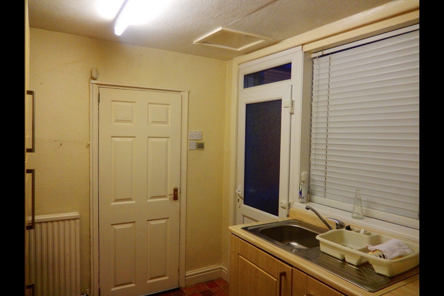 Manchester 2 Bed Terraced House, Leng Road, M40 To Rent Now for £