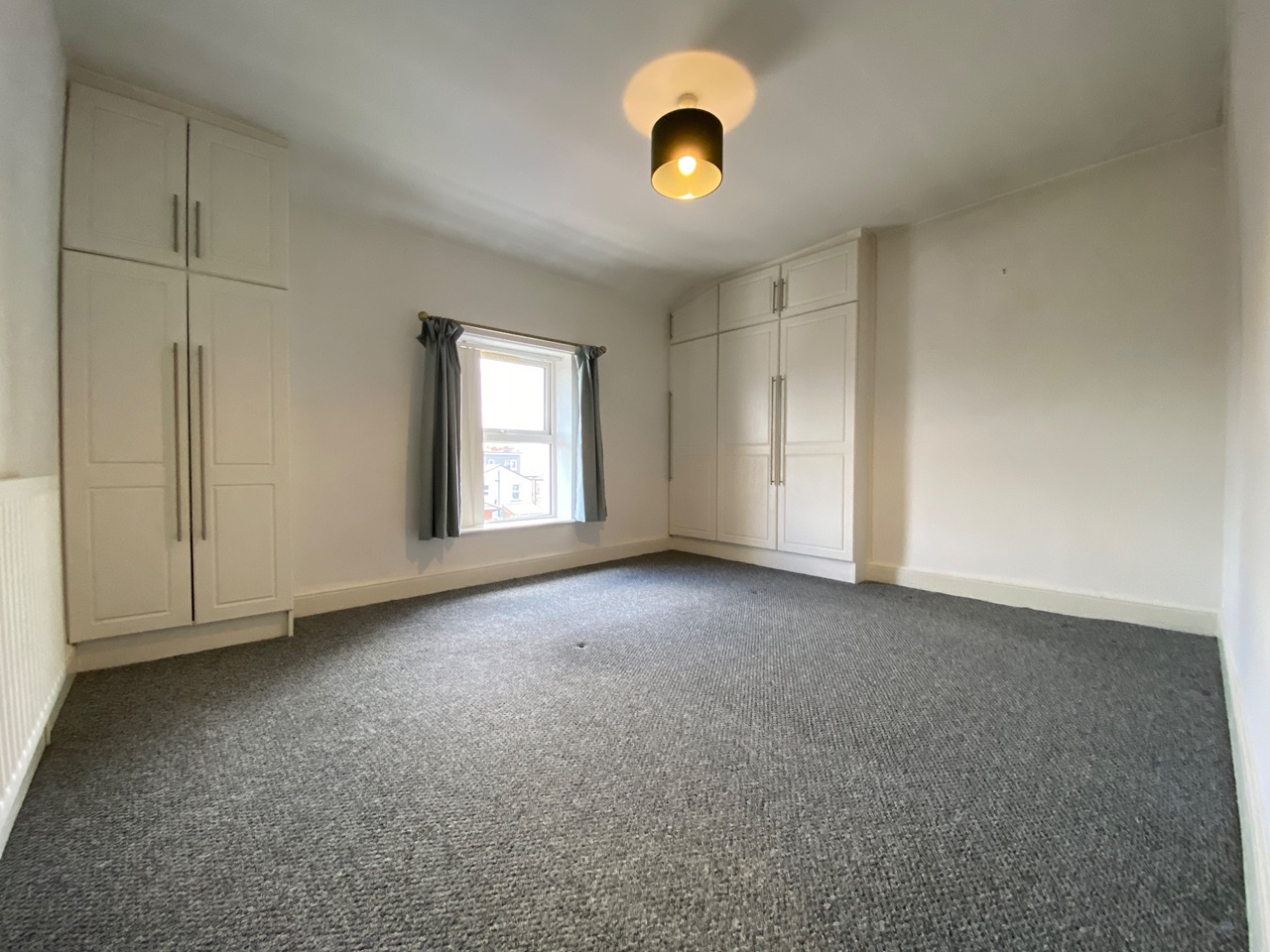 1 Bed Flat, Smithdown, L15