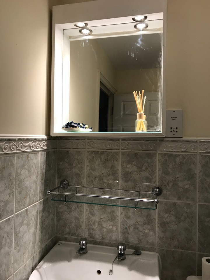 Wimbledon Room in a Shared Flat, Wimbledon, SW19 To Rent Now for £