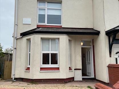 Room in a Shared House, Mold Road, CH5