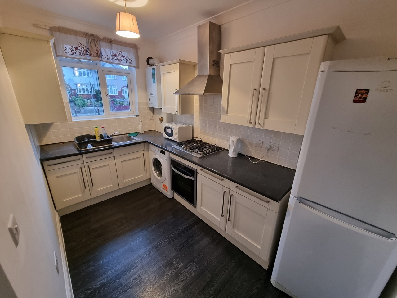 London Room in a Shared House, Dollis Hill Lane, NW2 To Rent Now