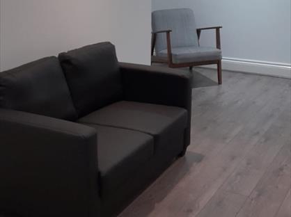 Studio Flat, Windsor House, L7