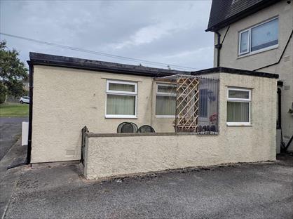 1 Bed Bungalow, Pennington Court, LA3