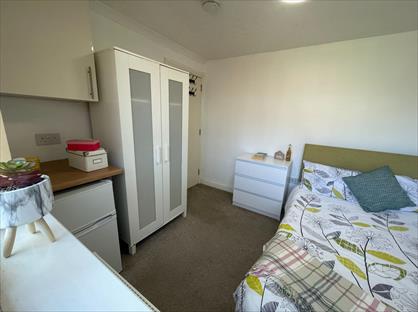 Room in a Shared House, Gainsborough Road, NN18