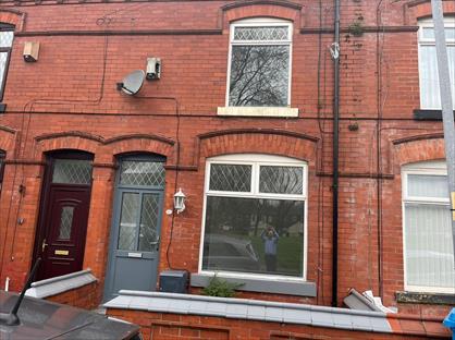 2 Bed Terraced House, Rossington Street, M40