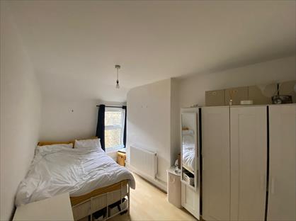 2 Bed Flat, The Grove, E15