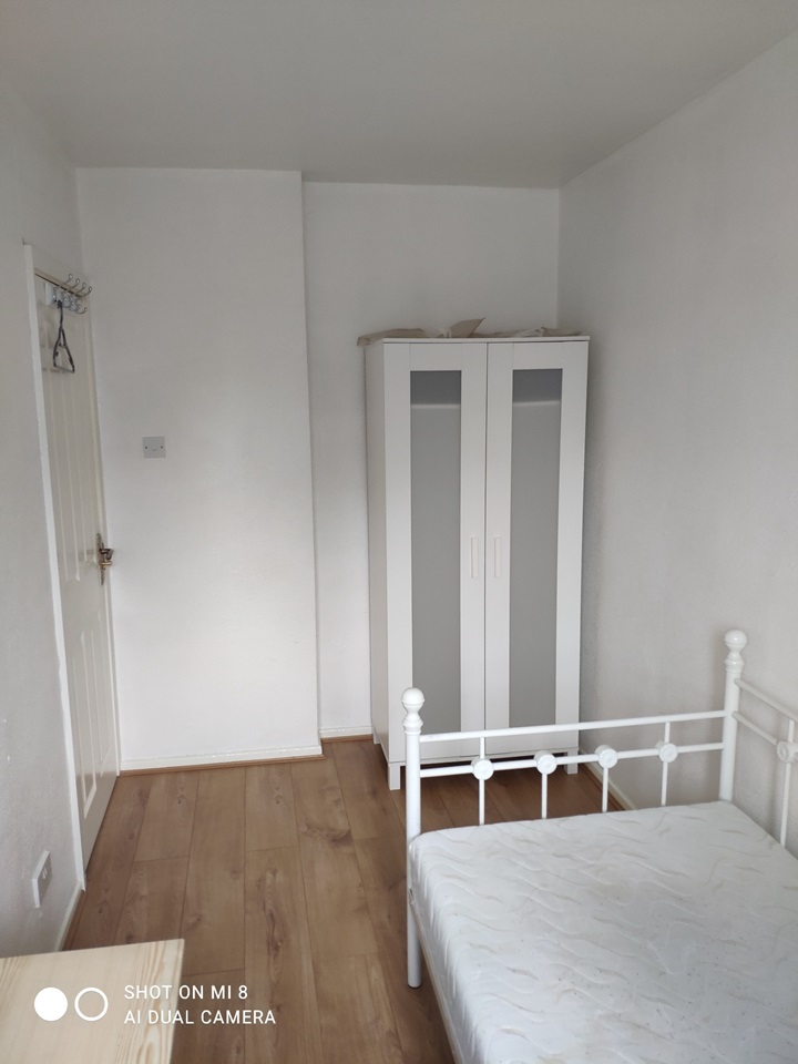 Birmingham Room in a Shared House, Wardlow Road, B7 To Rent Now for