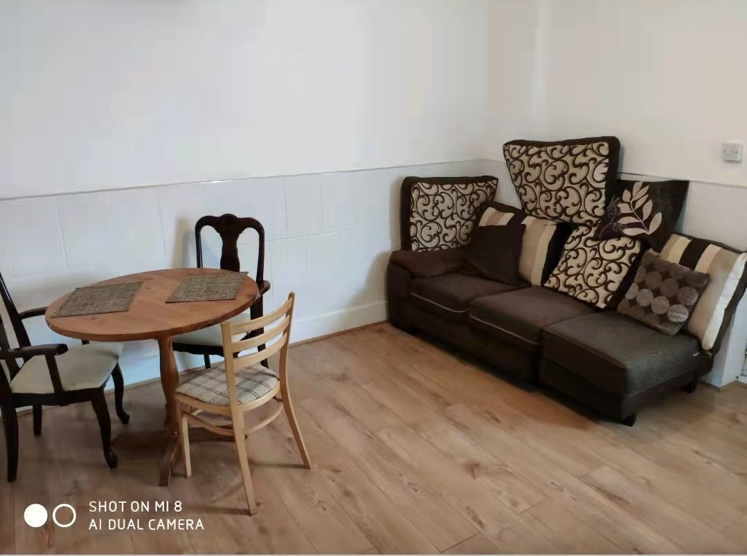 Birmingham Room in a Shared House, Wardlow Road, B7 To Rent Now for