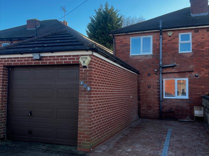 3 Bed Semi-Detached House, Beacon Hill Road, NG24