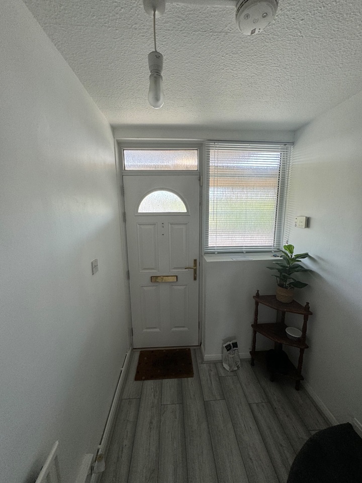 London Room in a Shared Flat, Jasmin House, SE4 To Rent Now for £