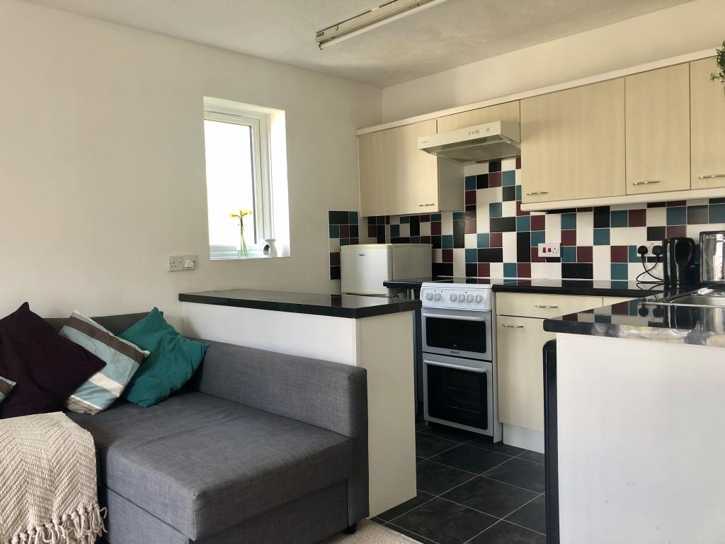 Basingstoke 1 Bed Flat, Gander Drive, RG24 To Rent Now for £825.00 p/m