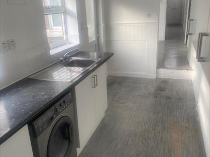 2 Bed Terraced House, King Street, ST4