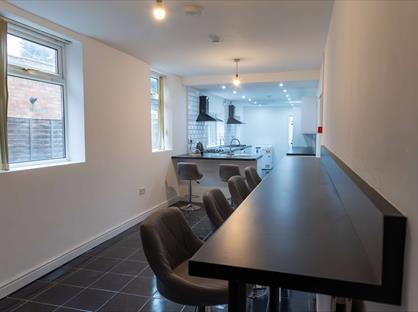 Room in a Shared House, Oak Tree Lane, B29