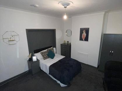 Room in a Shared House, Laindon Road, M14