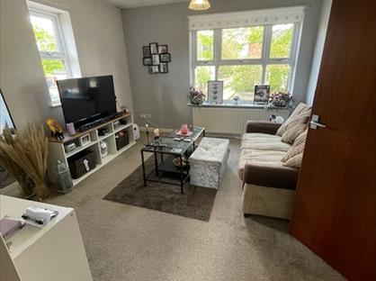 1 Bed Flat, Newport, LN1