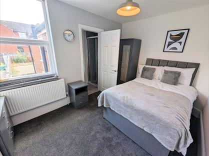 Room in a Shared House, Grange Road, DY1