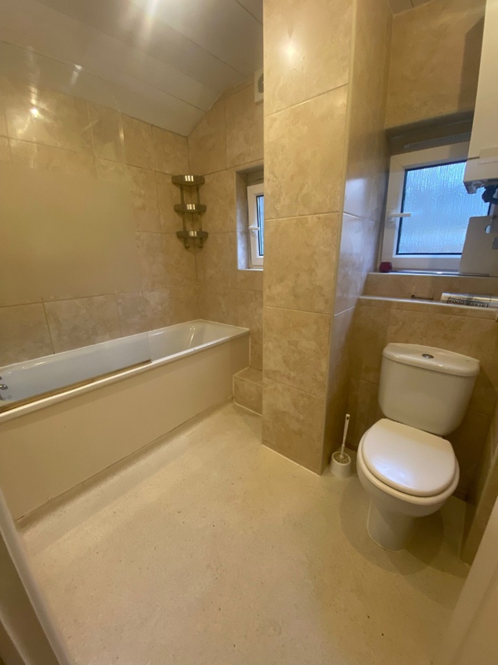 London Room in a Shared Flat, Macroom House, W9 To Rent Now for £