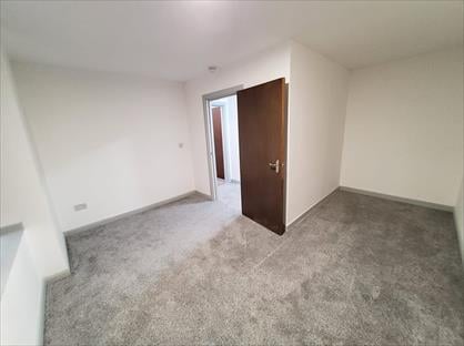 1 Bed Flat, Drake Street, OL16