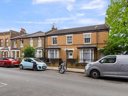 1 Bed Terraced House, Duncombe Road, N19