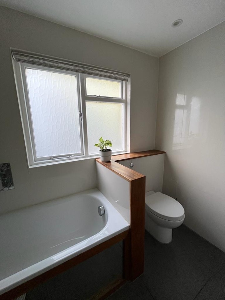 London 1 Bed Flat, Lockhart Street, E3 To Rent Now for £1,800.00 p/m