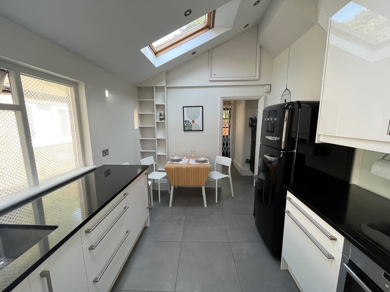 London 1 Bed Flat, Lockhart Street, E3 To Rent Now for £1,800.00 p/m