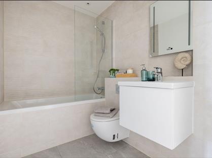 2 Bed Flat, Sterling House, SM7