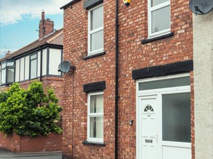 3 Bed Terraced House, Gladstone Street, NE24