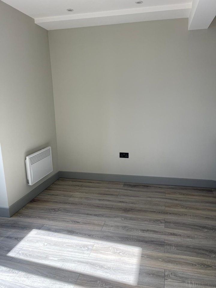 West Drayton Studio Flat, Yew Avenue, UB7 To Rent Now for £1,000.00 p/m
