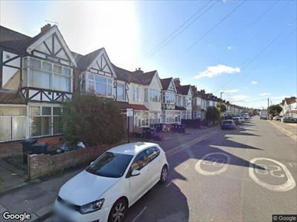 Studio Flat, Bulstrode Avenue, TW3