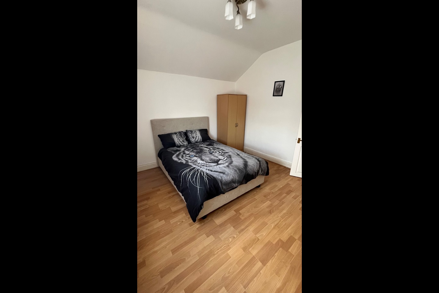 Cardiff 2 Bed Flat, Whitchurch Road, CF14 To Rent Now for £1,500.00 p/m