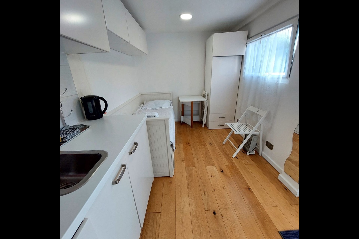 London Studio Flat, Wimborne Close, SE12 To Rent Now for £996.67 p/m