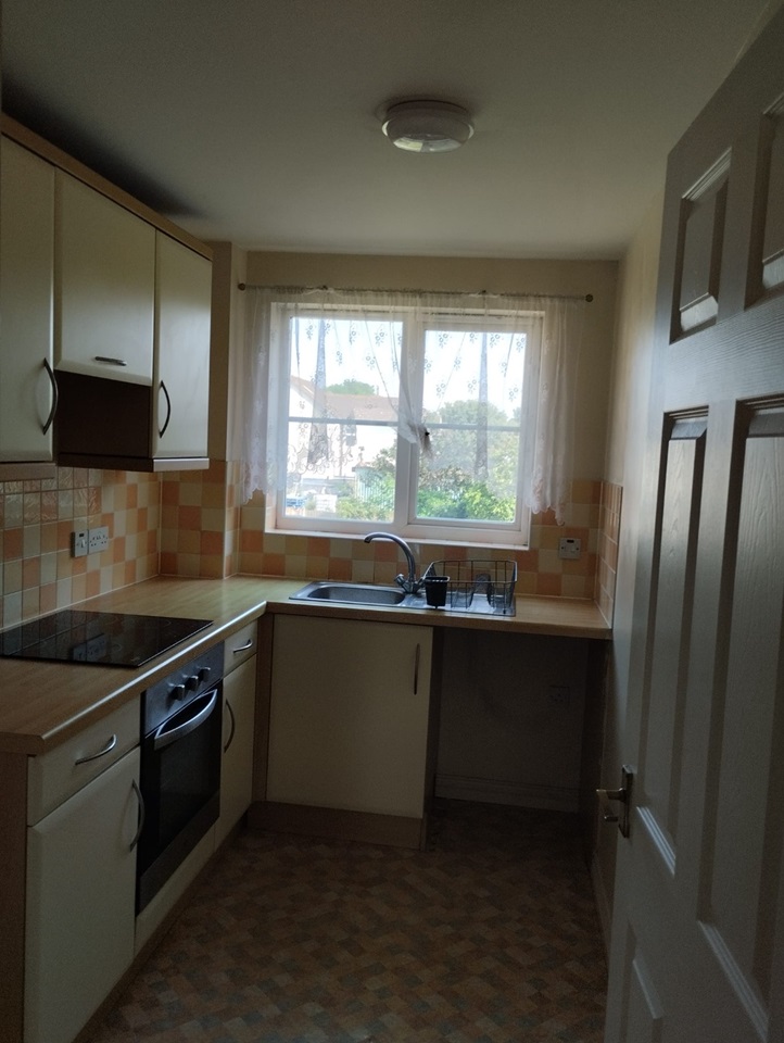 Tilbury 2 Bed Flat, Dock Road, RM18 To Rent Now for £1,275.00 p/m