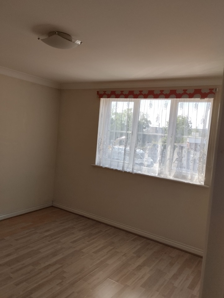 Tilbury Studio Flat To Rent at Rose Meyers blog