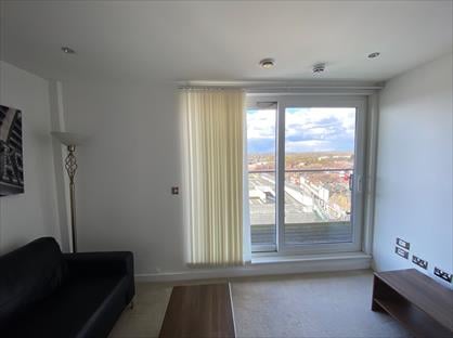 1 Bed Penthouse, Armstrong House, UB8