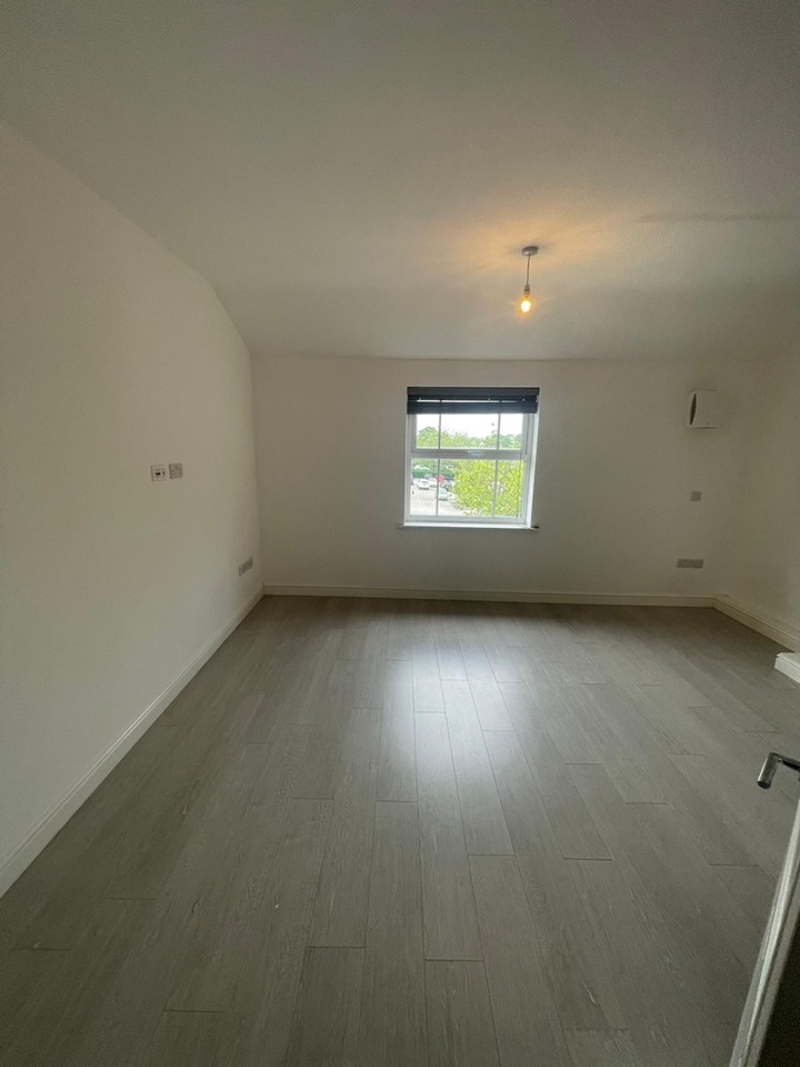 Crewe 1 Bed Flat, Victoria Street, CW1 To Rent Now for £725.00 p/m