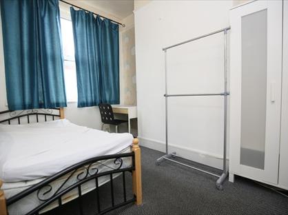 3 Bed Terraced House, Humber Avenue, CV1