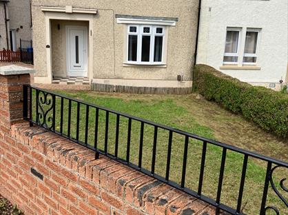 3 Bed Semi-Detached House, Dechmont Street, ML3