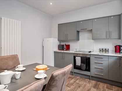 Room in a Shared House, Albert Road, HX6