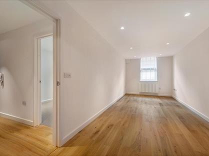 1 Bed Flat, West House, GU27