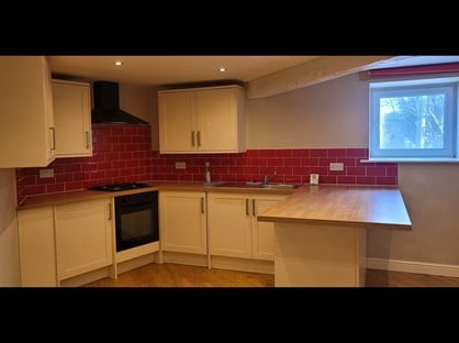 3 Bed Terraced House, Scar Lane, HD3