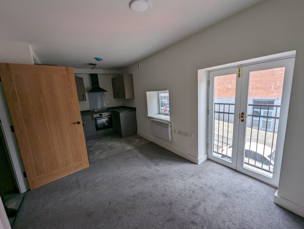 StokeOnTrent 1 Bed Flat, Lyons Grove Development, ST4 To Rent Now for £675.00 p/m