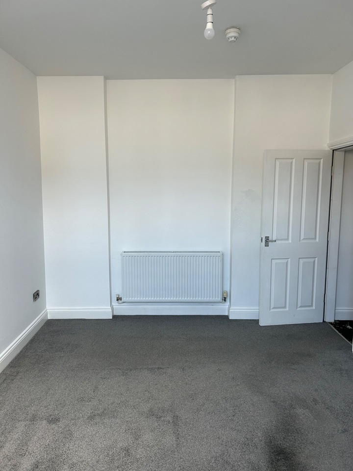 Llandudno 2 Bed Flat, Carmen Sylva Road, LL30 To Rent Now for £995.