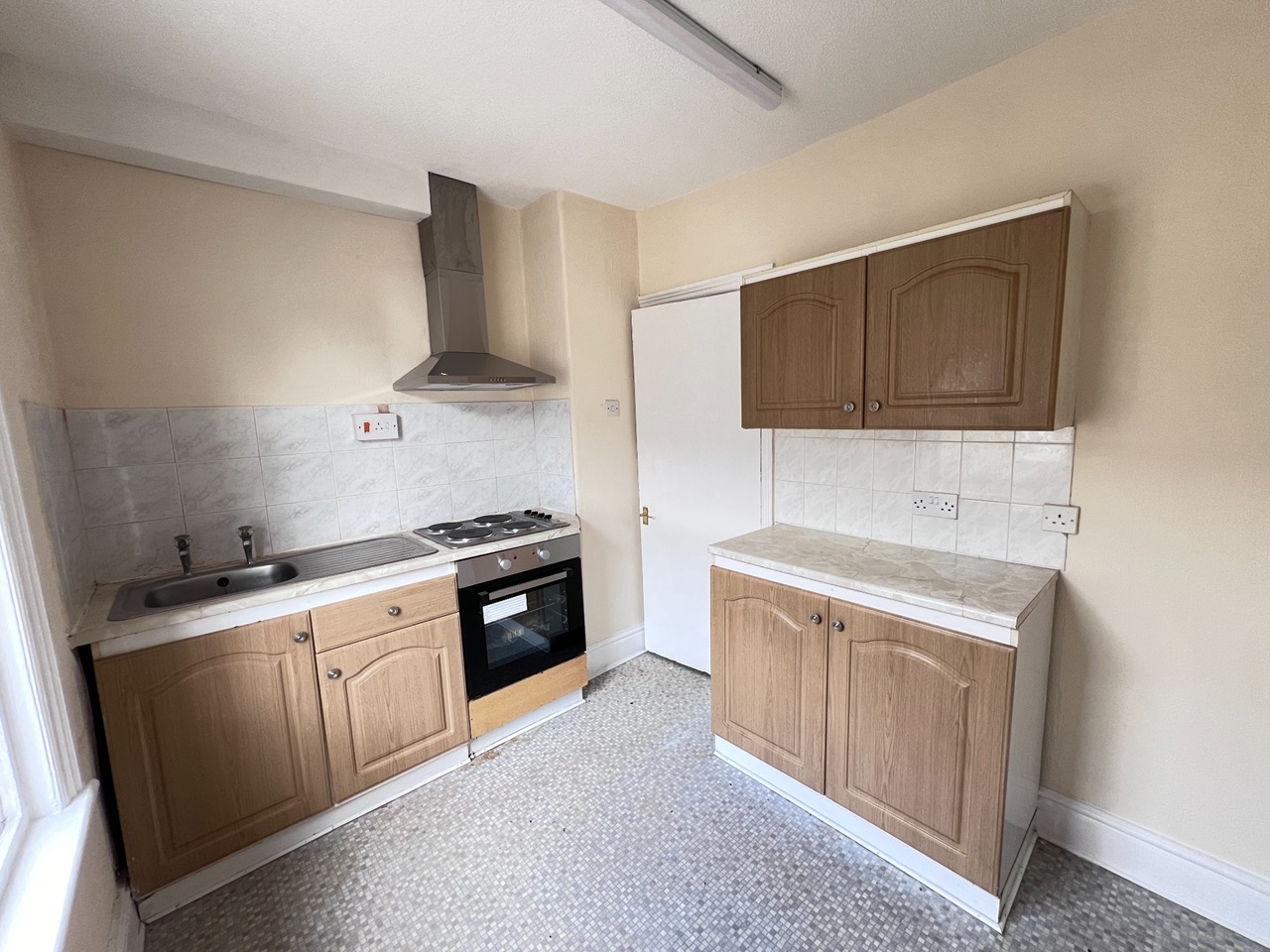 Blackpool 1 Bed Flat, Clevedon Road, FY1 To Rent Now for £411.67 p/m