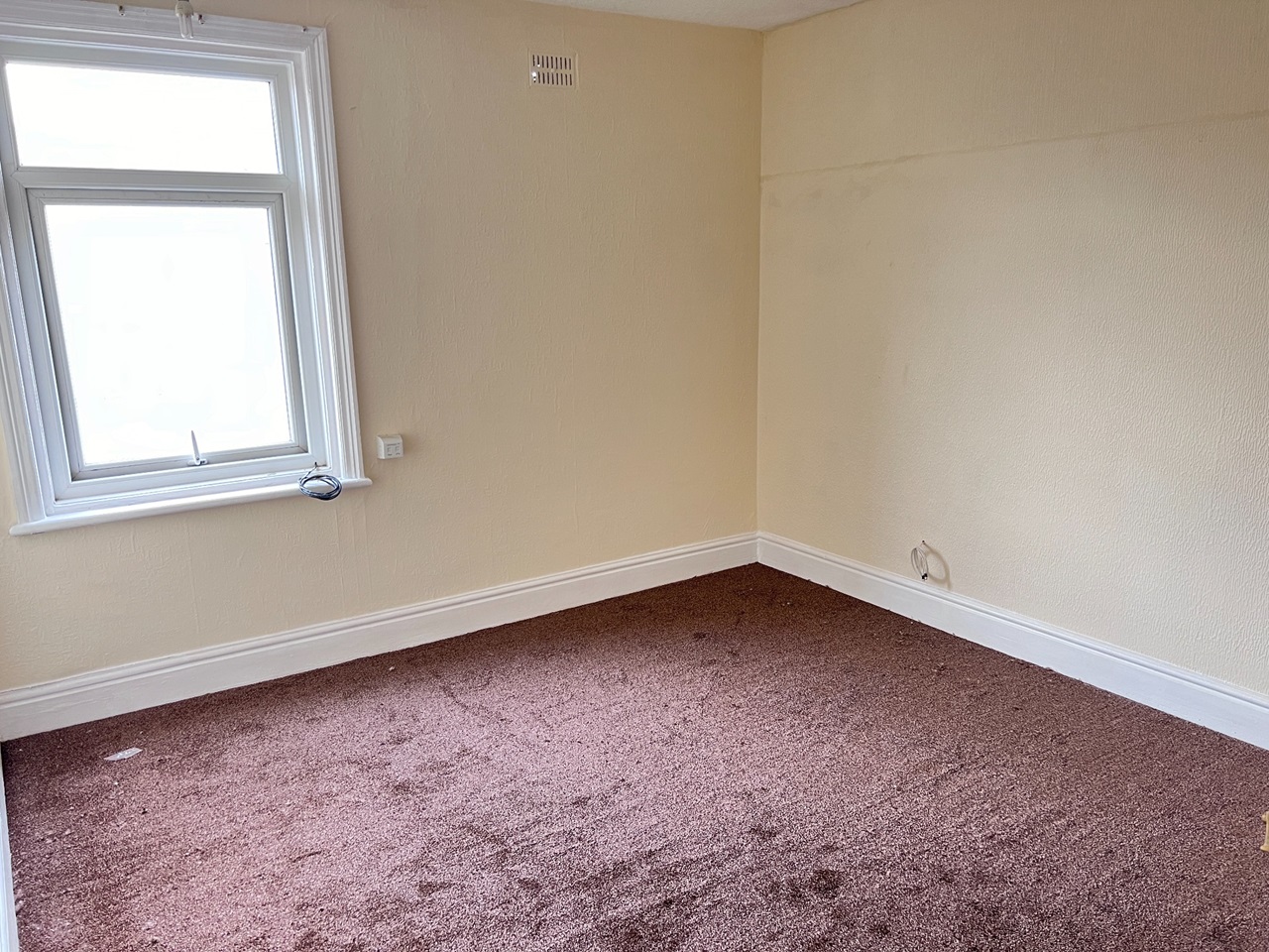 Blackpool 1 Bed Flat, Clevedon Road, FY1 To Rent Now for £411.67 p/m